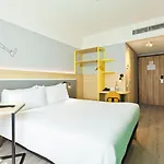 Ibis Styles Centre 3* 考纳斯