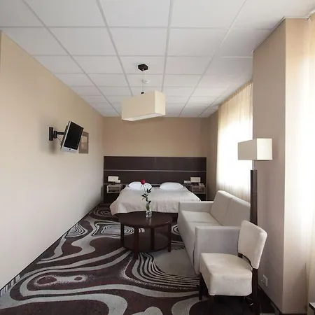 Ibis Styles Centre 3*