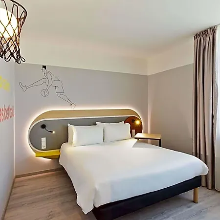 Ibis Styles Centre 酒店 考纳斯