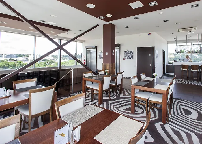 Ibis Styles Centre Hotel 3*